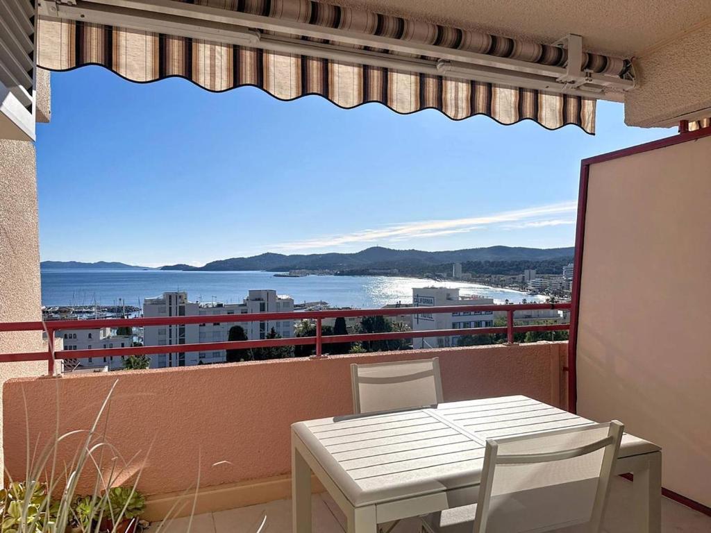 Appartement vue mer, piscine, clim - 4 pers. - FR-1-816-50 - 2