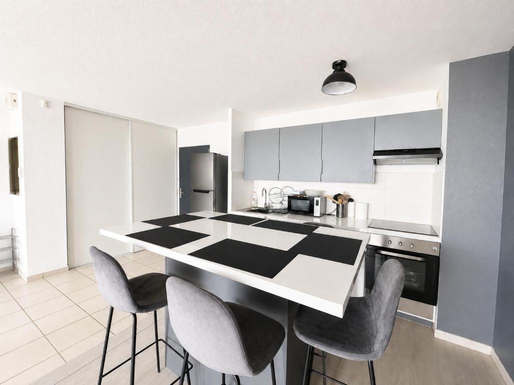 Appartement climatisé, parking - 6 pers. - FR-1-309-594 - 3