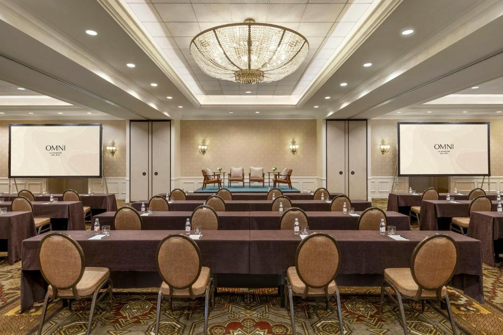 Meeting room / ballrooms
