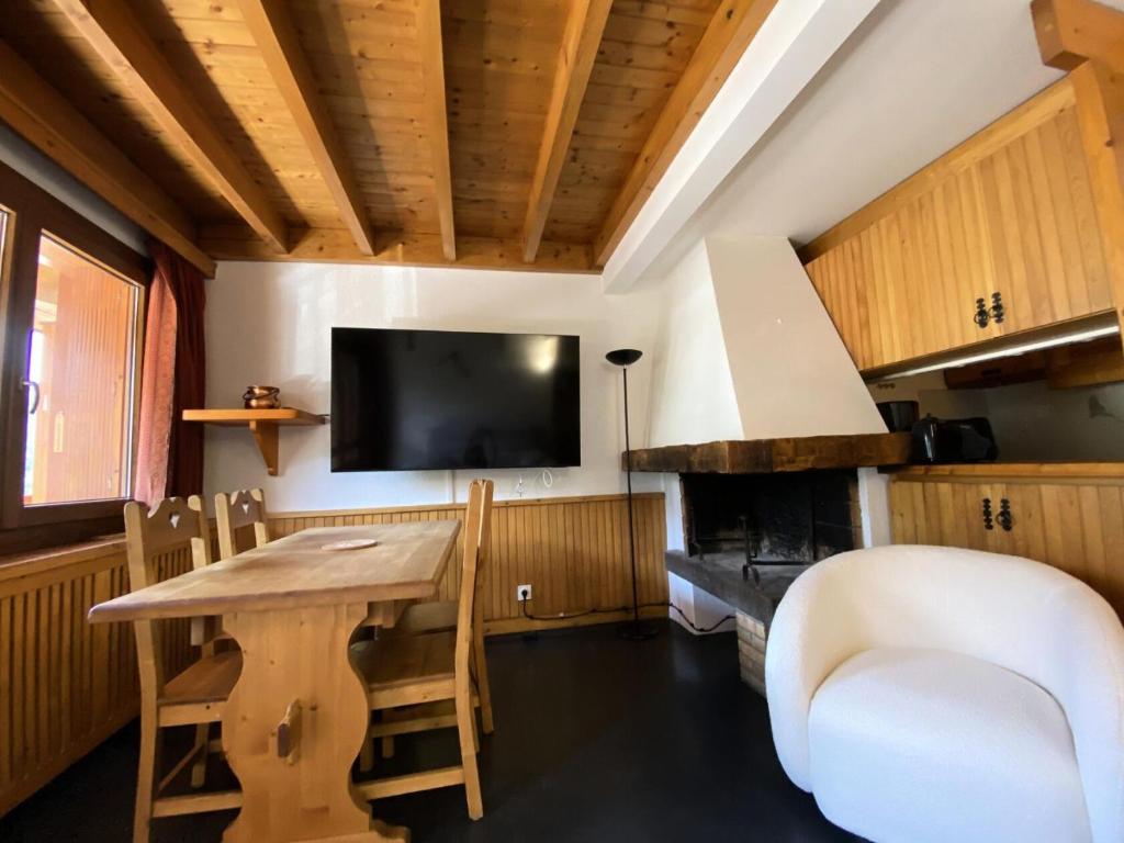 Résidence Croix De Verdon - Appartement Savoyard en plein centre de Méribel MAE-3204 - 2