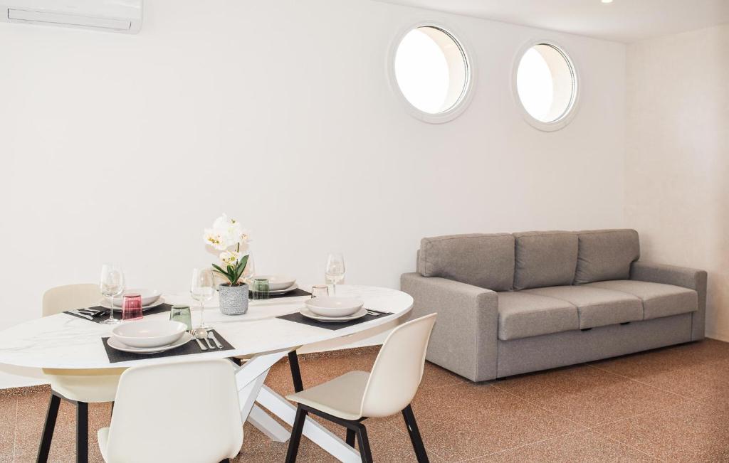 Amazing Home In Marina Di Ragusa - 5