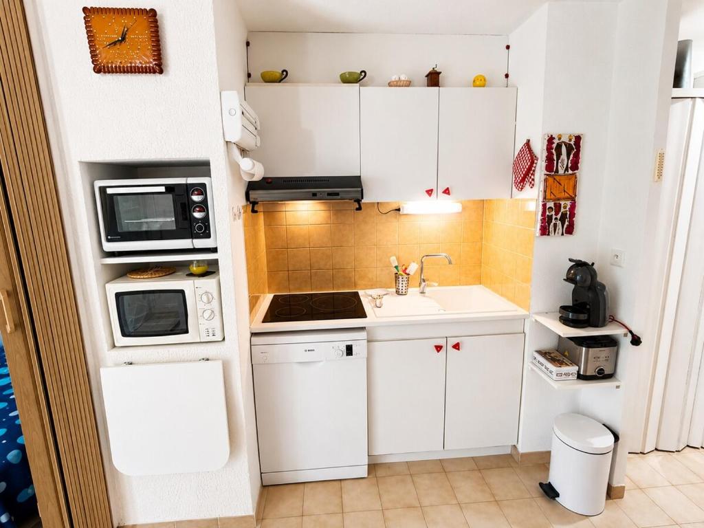 Appartement tout equipé en rdc climatisé terrasse et parking - 4