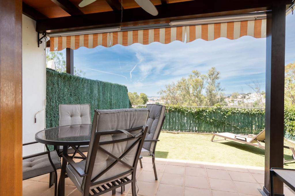 Spacious 4BR Townhouse | Private Rooftop Terrace - 4