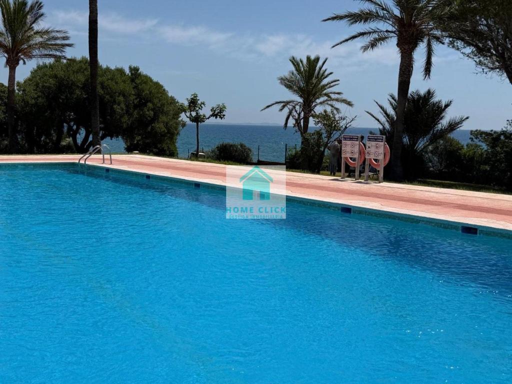 Oasis Beach A&A - 2