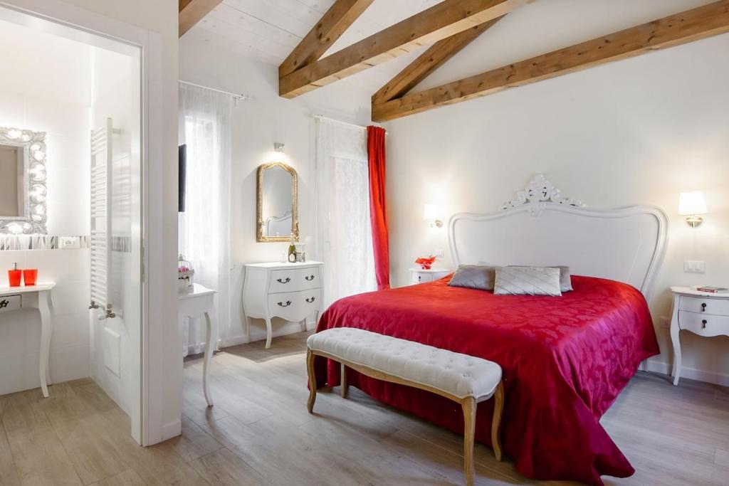 Gem's House, romantic Biennale free wi-fi - 4