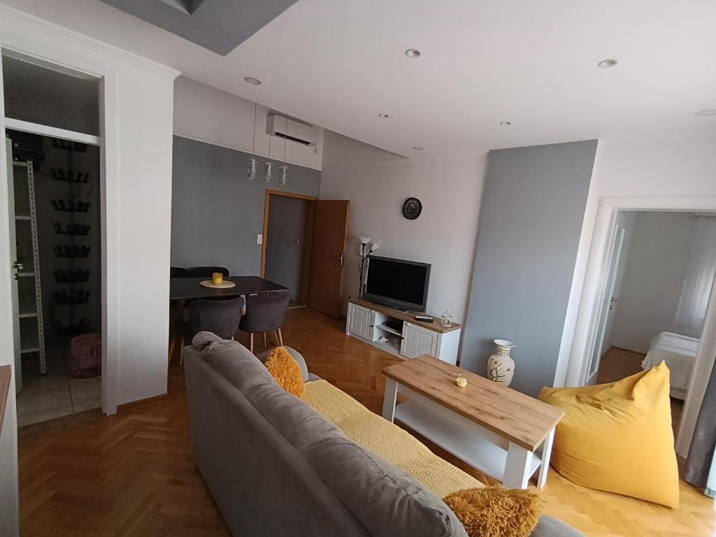 Lemona Apartment - 1