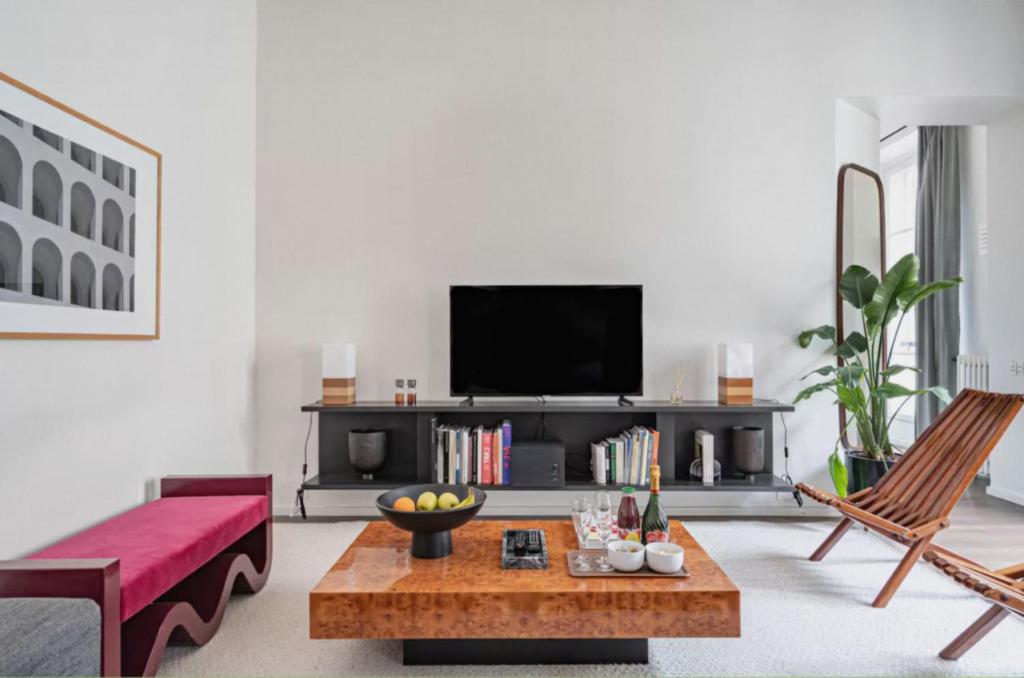 Elegant Saint Residence - 1