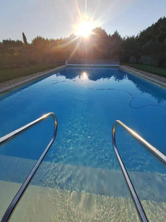 Alpilles Cottage Philippe's Farm Gite 55m2 - 2 chambres - calme - piscine mas des figues - agritourisme bio - 3km Saint Rémy de Provence - Parc Naturel Régional des Alpilles - 6km Baux de Provence - - 5