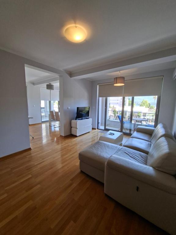 Two bedrooms cozy apartment Budva - 2