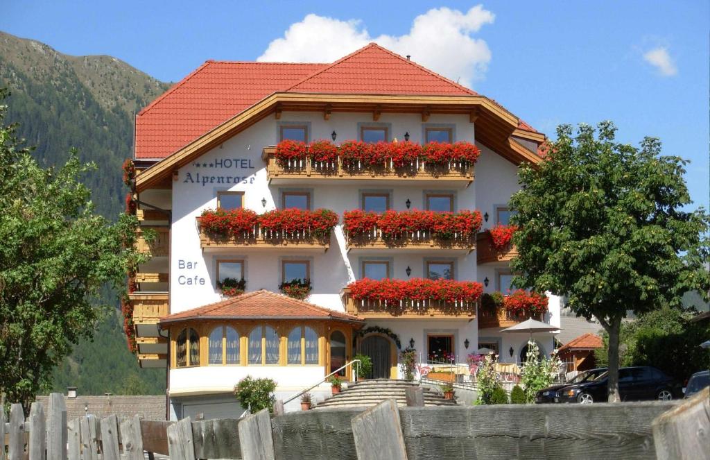 B&B Hotel Alpenrose Rooms & Apartments - 3