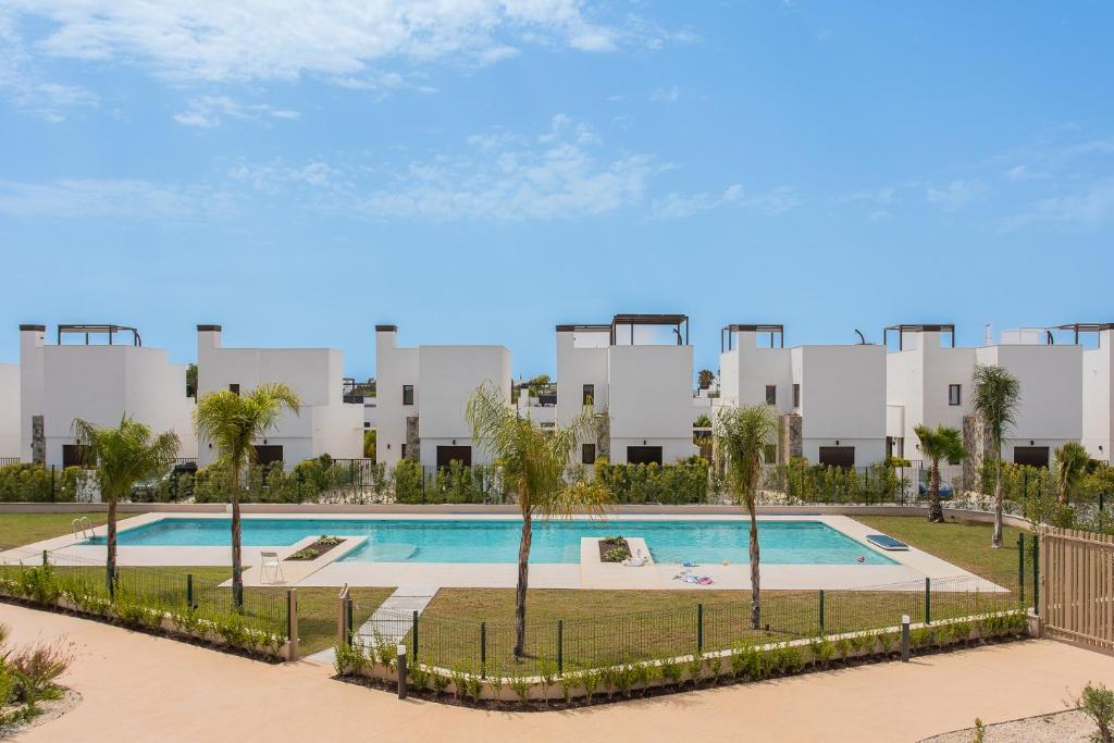 Modern 3BR Family Apartment at Santa Rosalía Resort BY COELI HOLIDAYS - 2