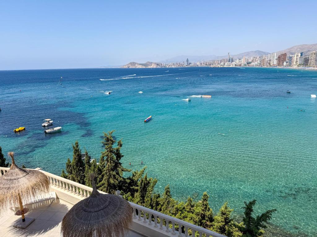 Portofino Beachfront Sea View Apartment - 3