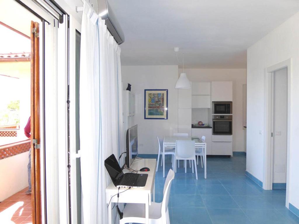 725 - Appartamento trilocale al primo piano A MARCELLI nuovo - BELLISSIMA VISTA MARE - A SOLI 200 MT DALLA SPIAGGIA - CLIMATIZZATO SPIAGGIA E NAVETTA INCLUSE AL WHITE BEACH CLUB - 3