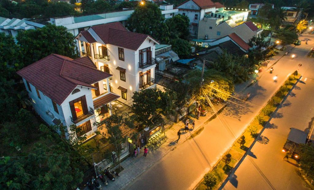 Redrose Villa photo