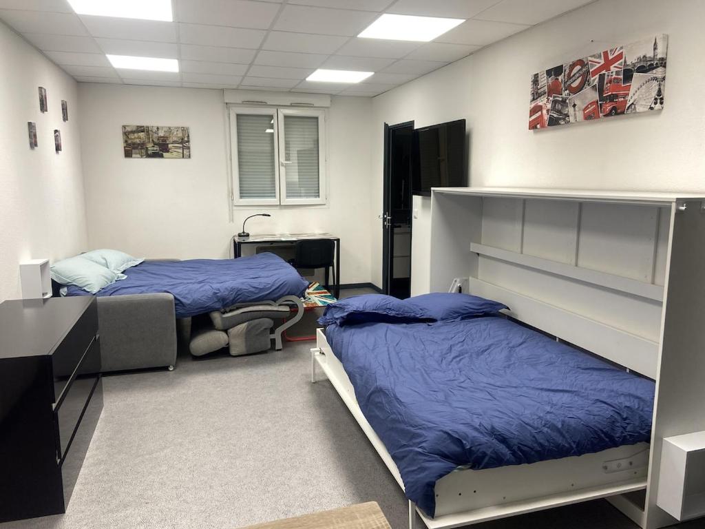 London office studio - 2