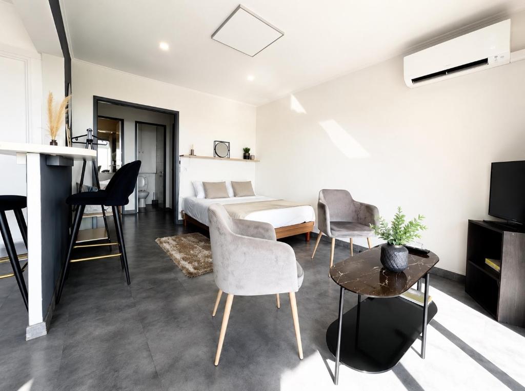 Le Best View, Climatisé vue mer panoramique, Parking gratuit, WIFI - 2