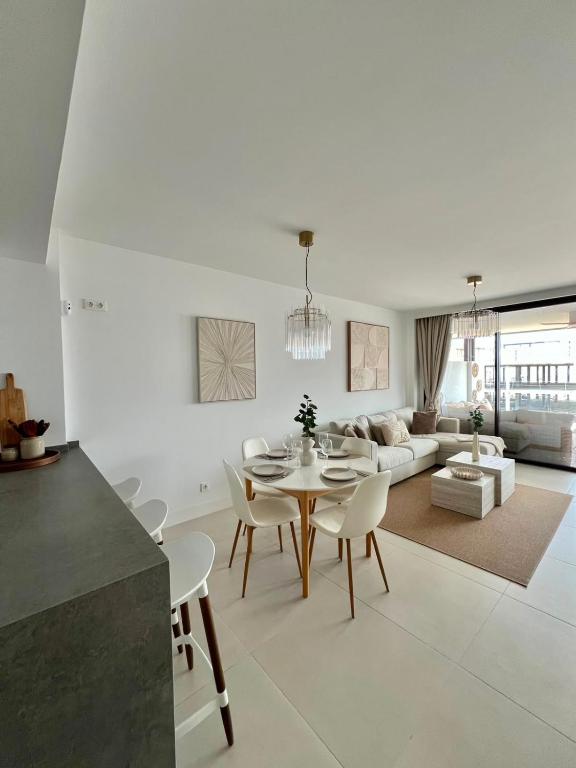 Higueron Valley Collection IV by ELE Apartments - 1