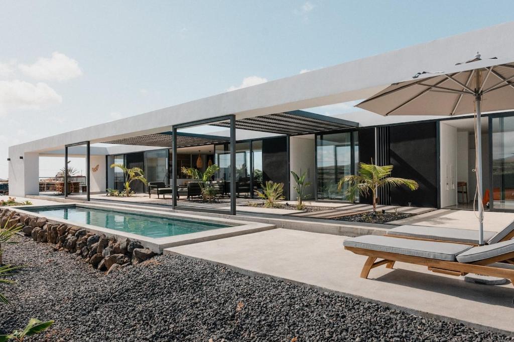 Villa Mango - 3 bedrooms - heated pool - 1