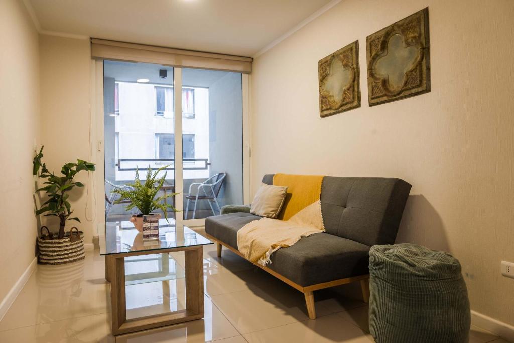 Santiago Modern 1BR with Balcony Kitchen & WiFi - 1