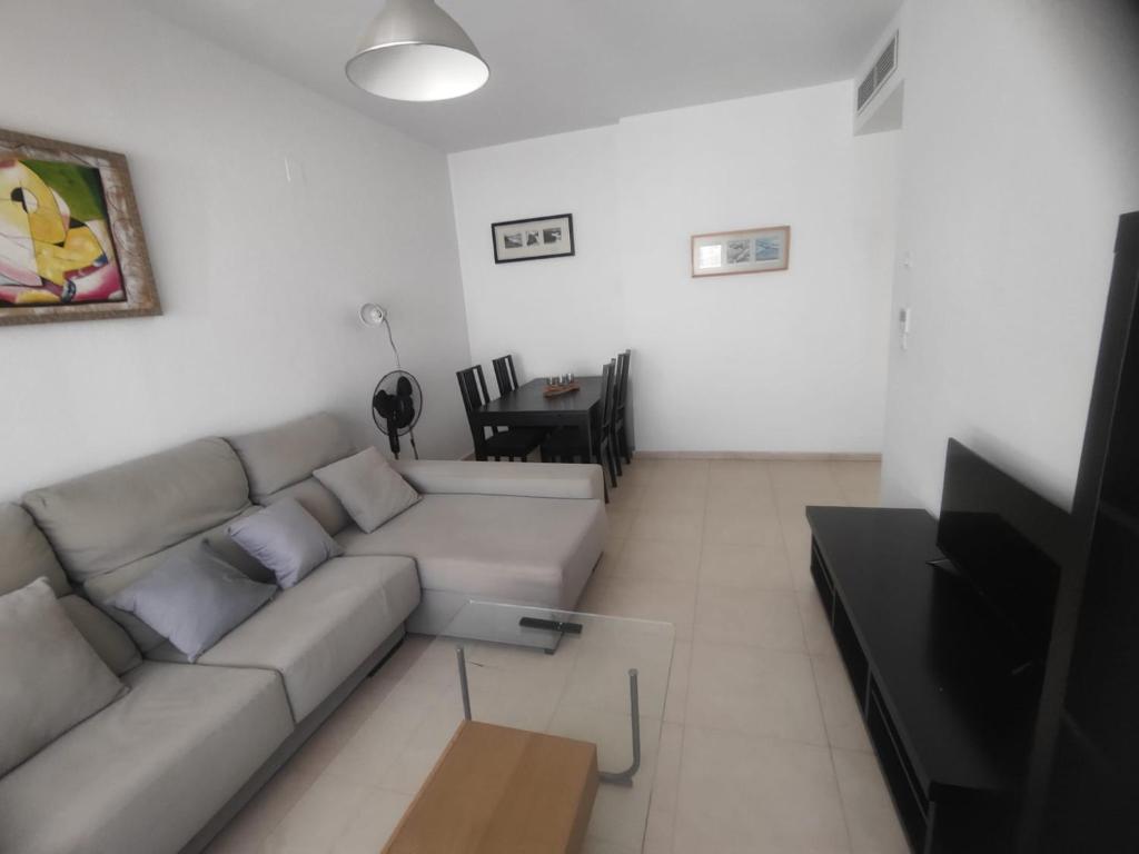 ATICO DE 1 DORMITORIO EN PLENO CENTRO CON PARKING - 2