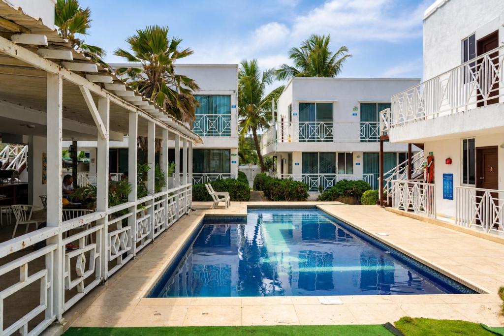 Hotel San Luis Beach House By OxoHotel - 5