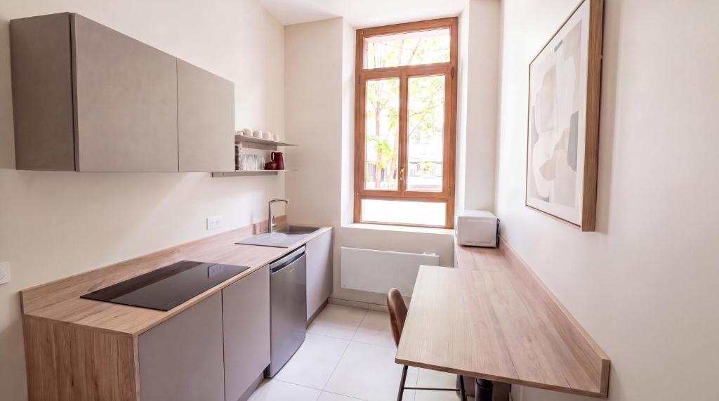 Studio Chic et Calme Hypercentre Aix Les Bains - 1
