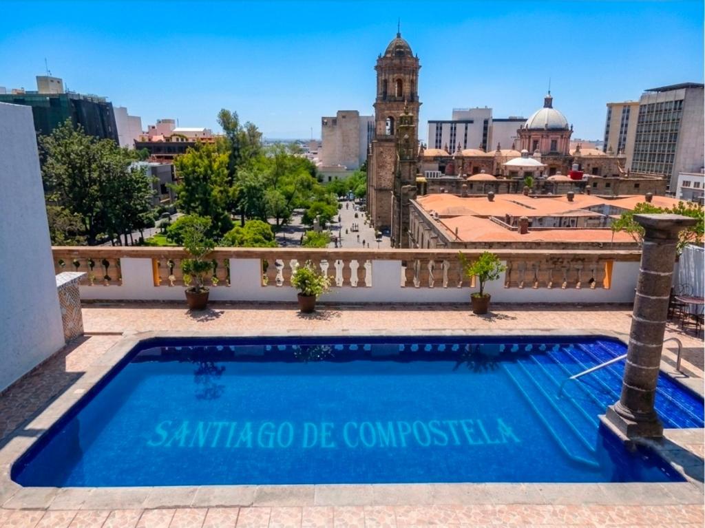 Hotel Santiago De Compostela - Guadalajara Centro Historico - 1