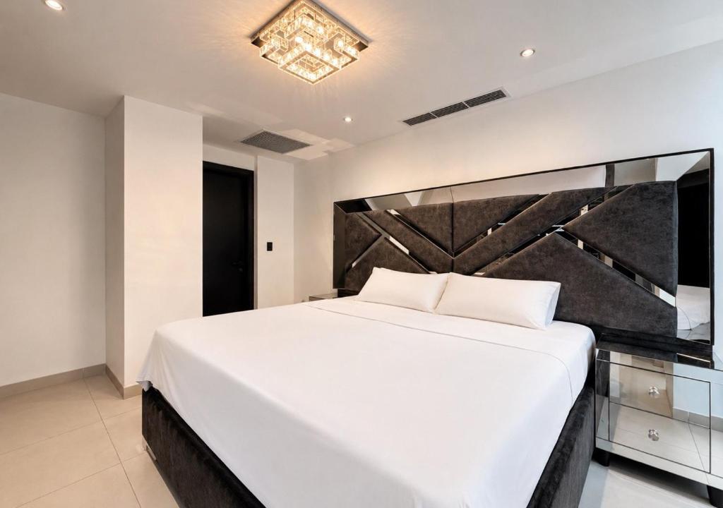 Departamento con habitaciones cerca de centro comercial, aeropuerto - 4