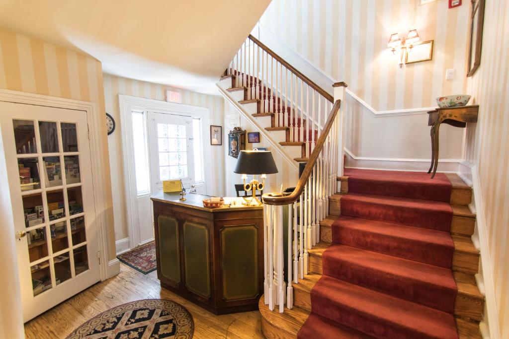 La Reserve Bed and Breakfast photo