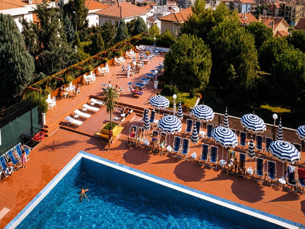 Apartment in Pietra Ligure - 2