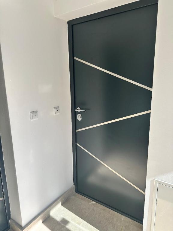 Modern Cozy Apartment Free Parking Near Center - 3