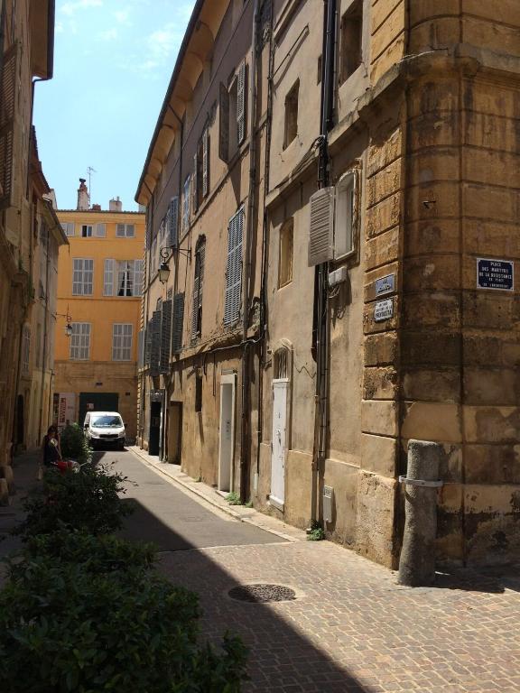Élégant appartement centre historique aux en provence - 4