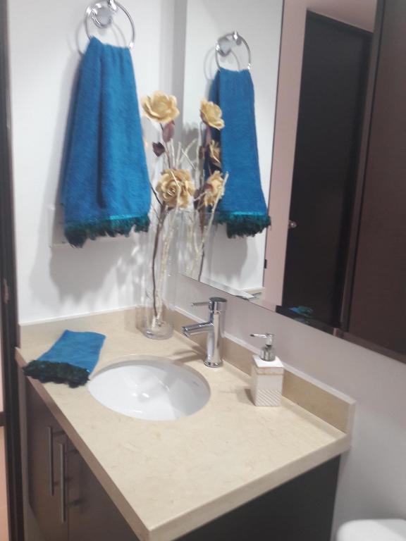 Apt Premium Norte de Cali Vista Piscina y Parking - 5
