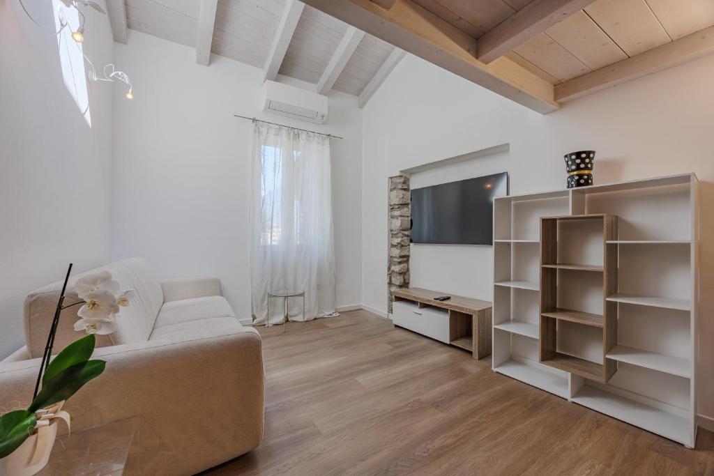 Riva Modernista Loft - 5