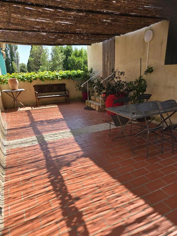 Appartement spacieux à Arles avec piscine et jardin partagé - 5
