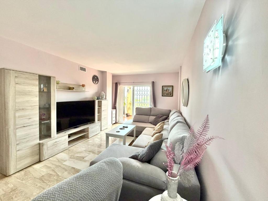 Paradise in Riviera 2 bedroom - 1