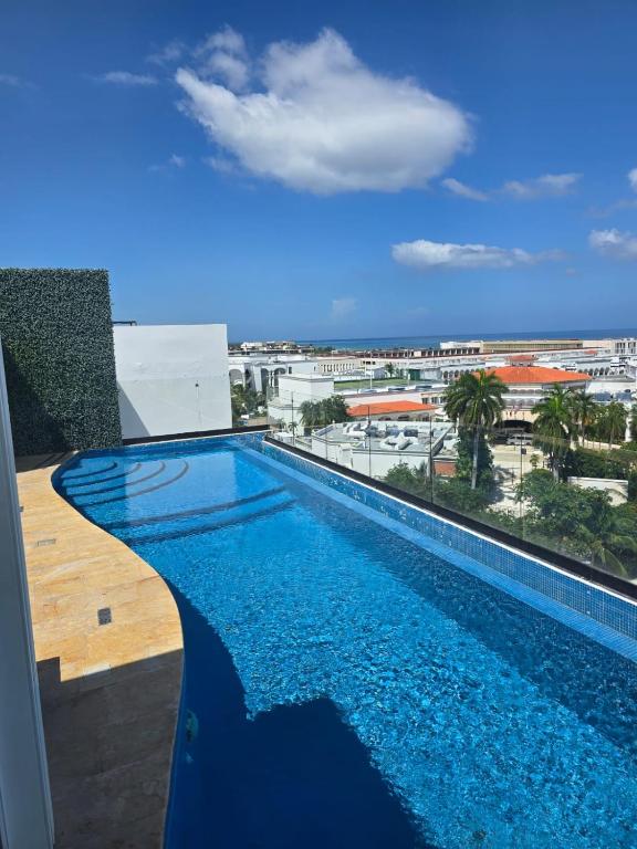 Apartment steps from the beach, rooftop pool, H101 - 3