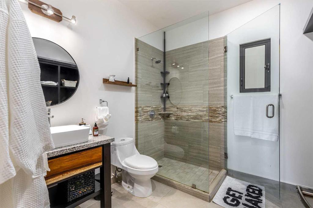 Amazing 2BR Condo with Rooftop pool - BBQ - 2