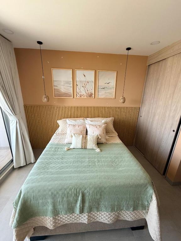 Loft with ocean views 1 min to beach pools - 3