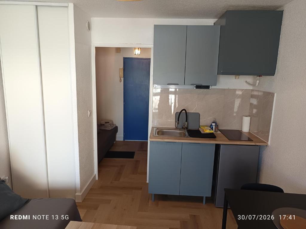Studio meublé palavas les flots place parking privé - 5