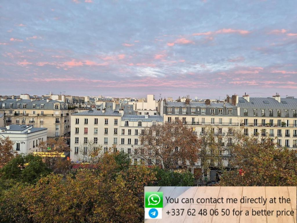 Beautiful Parisian studio with rooftop view - 1