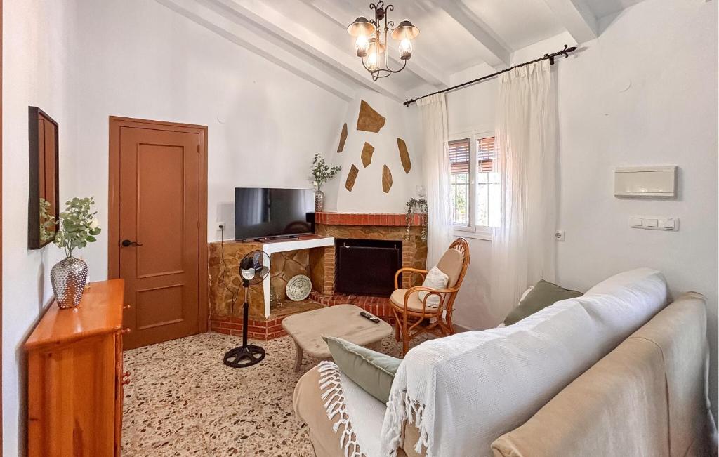 Nice Home In Frigiliana With Private Swimming Pool, Can Be Inside Or Outside - 3