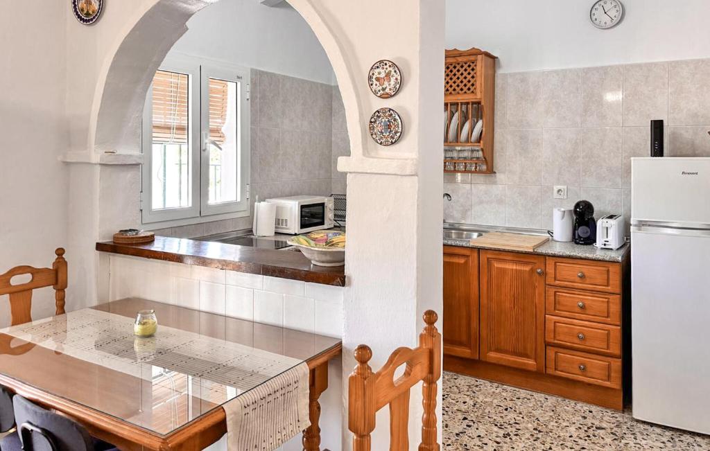 Nice Home In Frigiliana With Private Swimming Pool, Can Be Inside Or Outside - 4