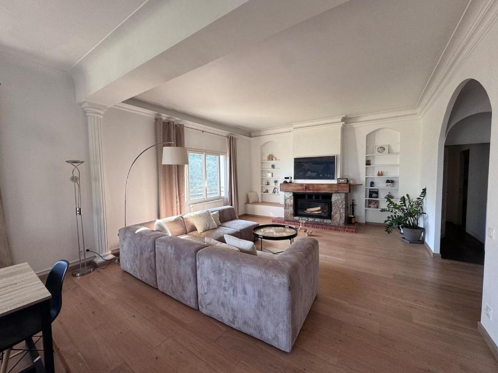 100 m2 apartment with panoramic sea view and olive trees - 1