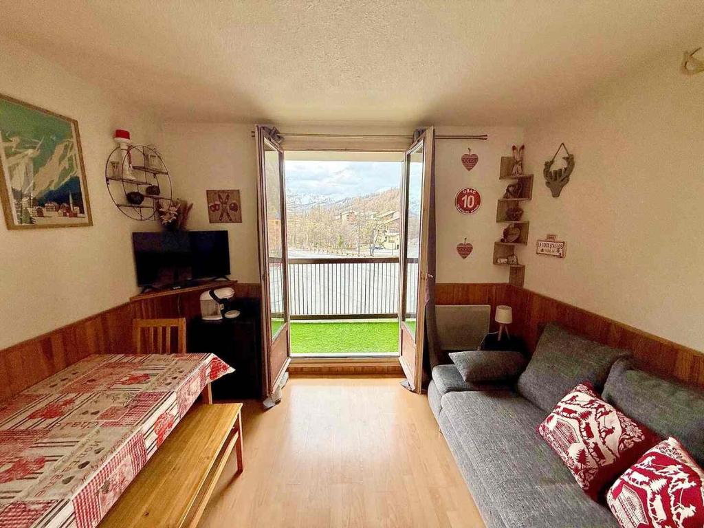 Studio cosy - centre station - Balcon avec vue montagne - Parking privé - 1