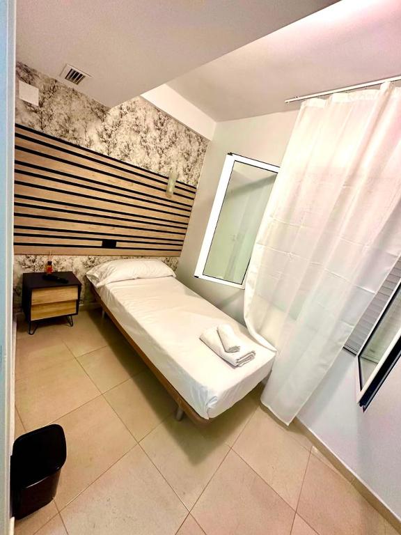 Hostal Alegria Alicante - 5