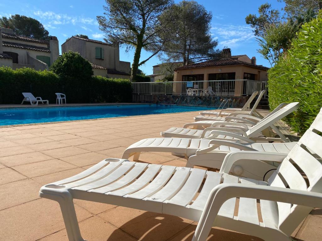 Villa, avec piscine, Proche mer, gare et commerce - 1