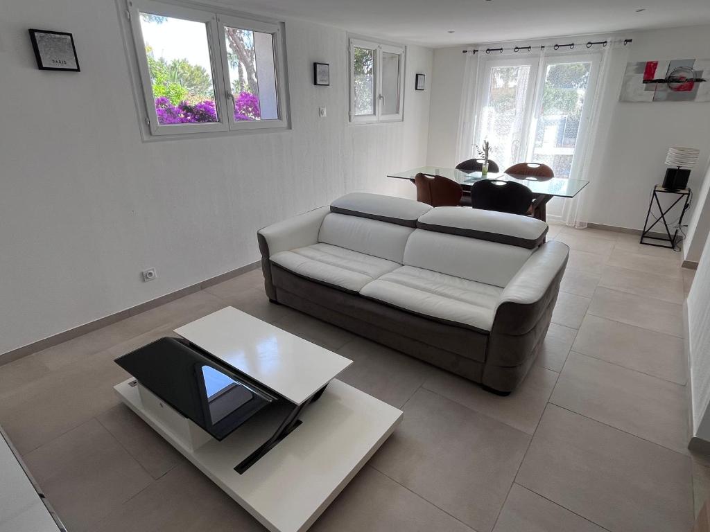 Appart T3 dans villa Carqueiranne La Californie - 3