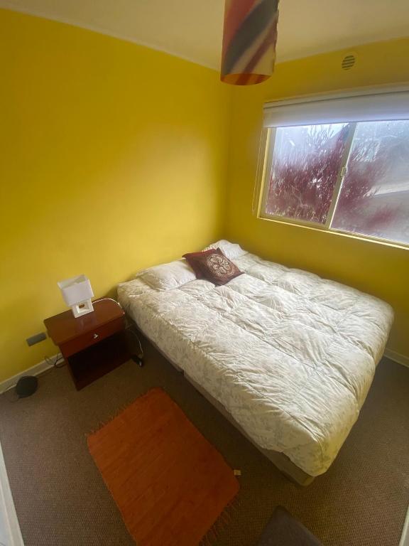 Comoda Habitación doble con baño compartido y estacionamiento gratis - 1
