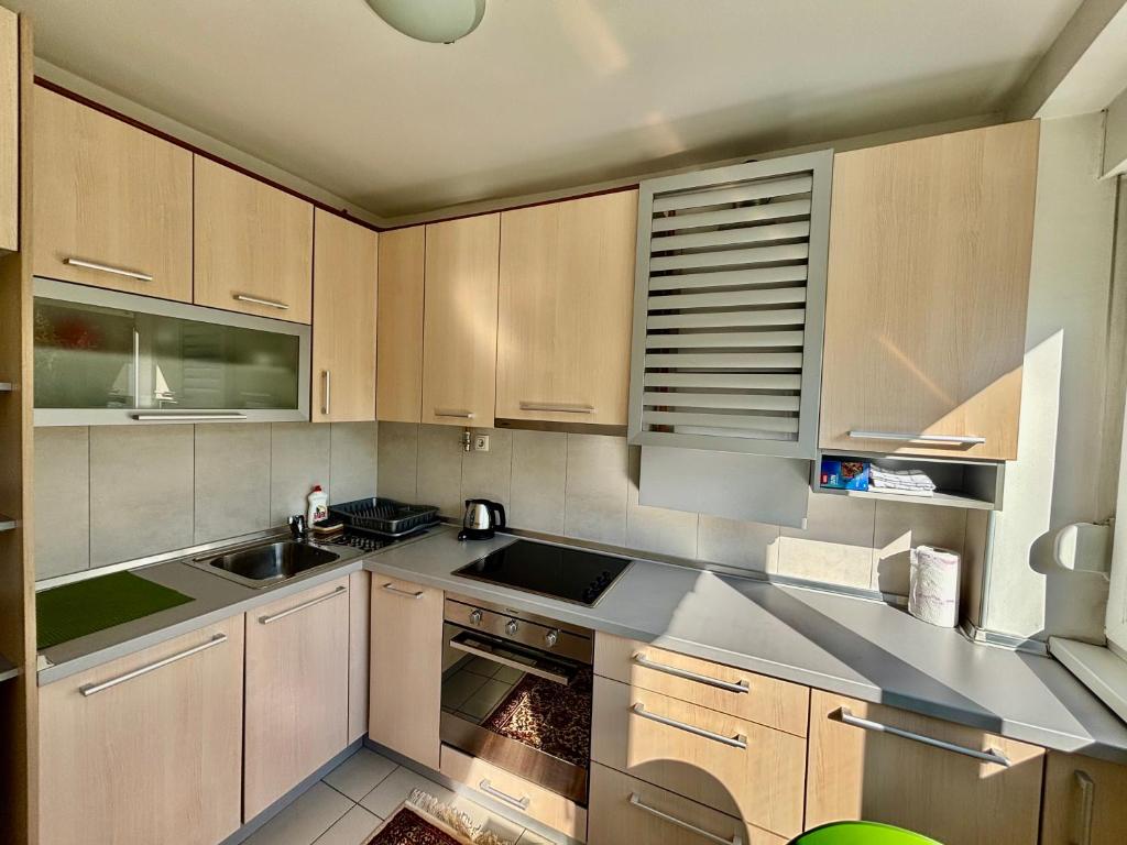 Apartment in Center - Great Location! - 4